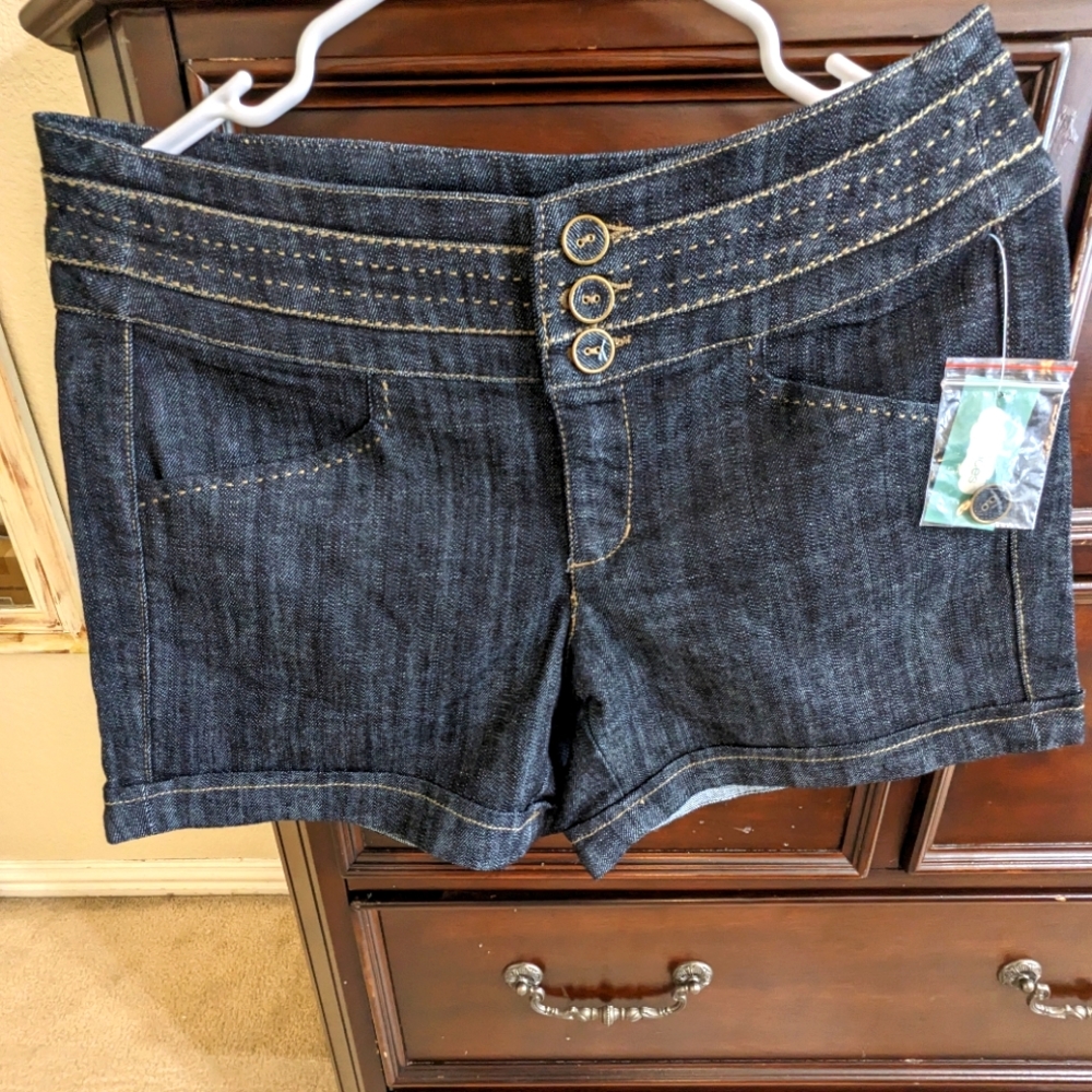 Boom-Boom Denim Shorts & Summer Top different sizes from 7  13  Top - SM